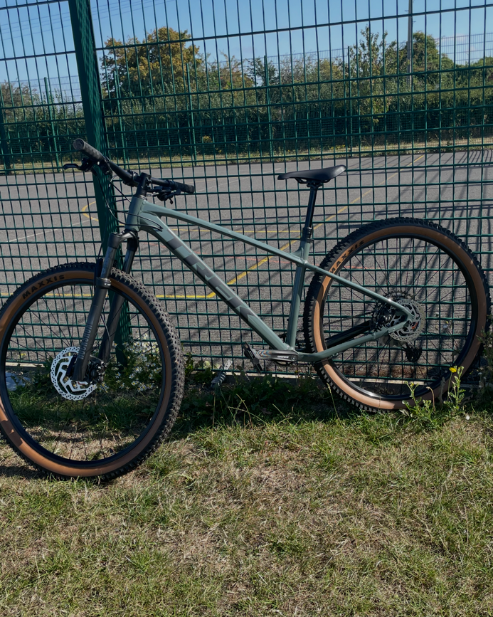 Trek Marlin 7 2025