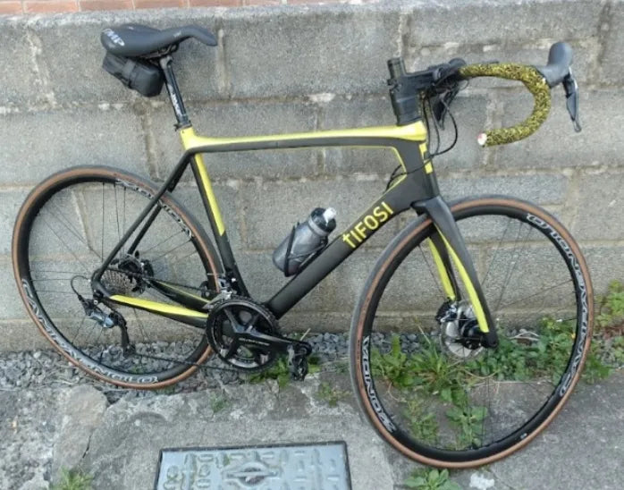 Tifosi Mons 2020