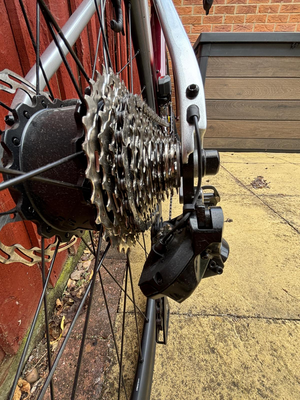 Ribble Endurance 725 Disc - Enthusiast, Shimano 105 Di2 2022