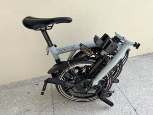 Brompton Electric P Line Urban (4-Speed)  Lunar Ice 2024