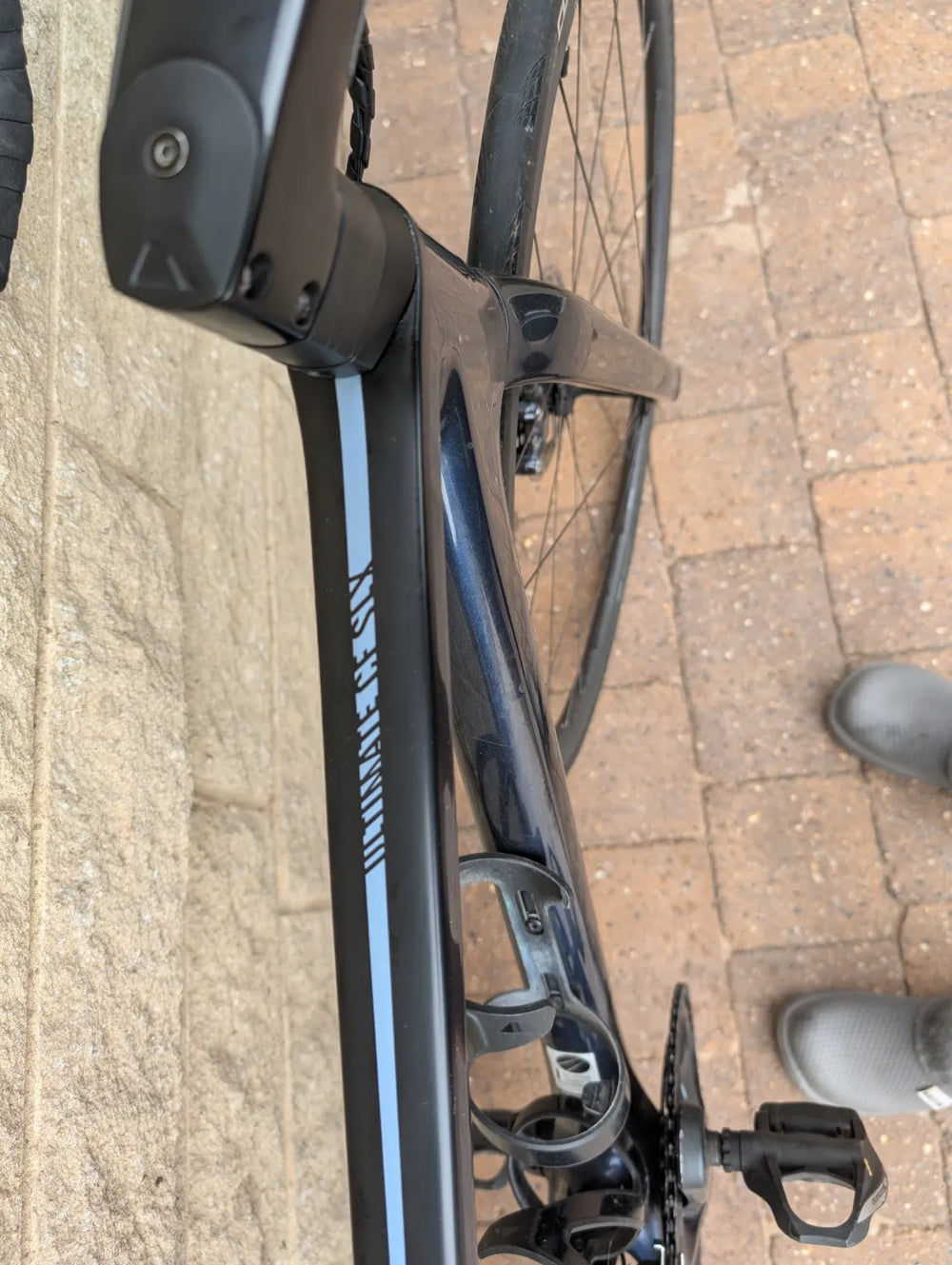 Canyon Ultimate CF SLX Disc 8.0 Di2 2018