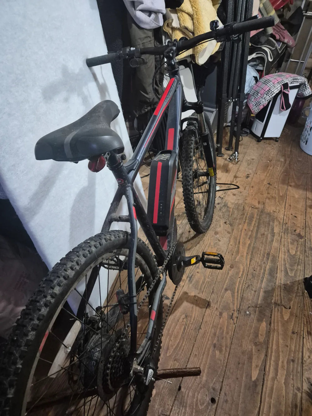 Carrera Vengeance E Mens Electric Bike 2021