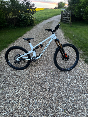 Commencal Meta SX V5 Signature 2023