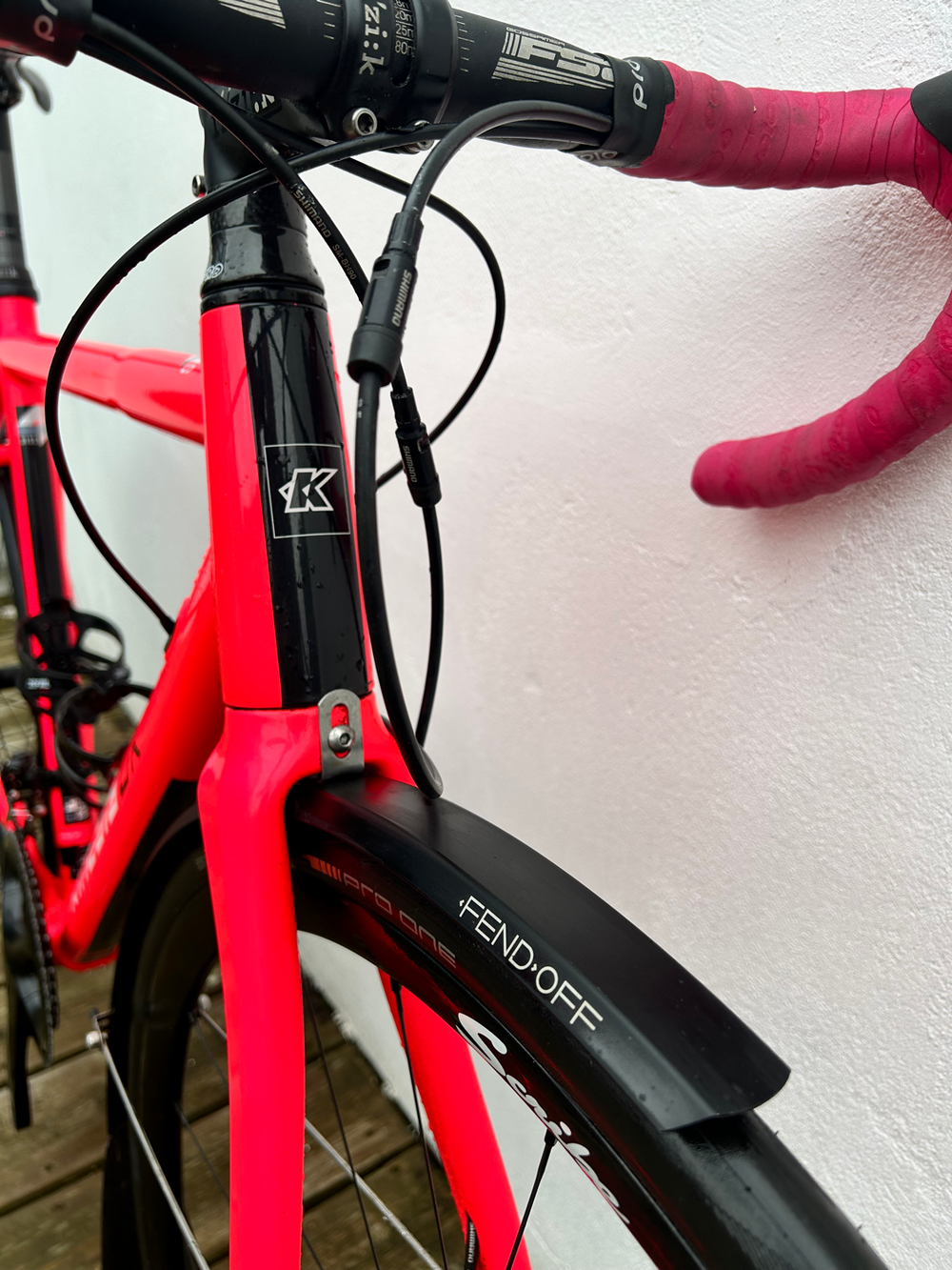 Kinesis Racelight 4S Disc complete road bike 2021