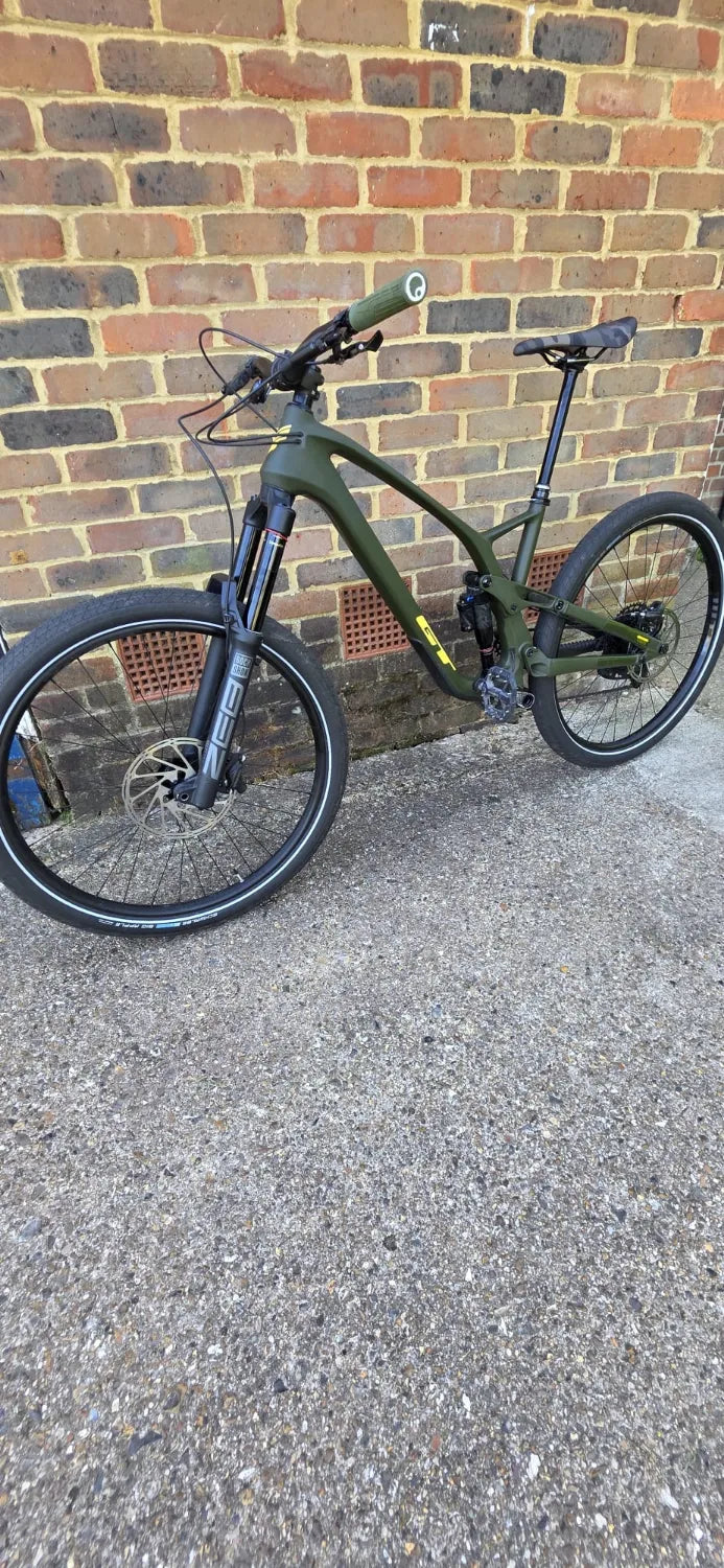 GT Force Carbon Pro 29 Enduro 2022