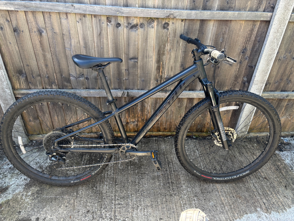 Specialized Rockhopper 2021