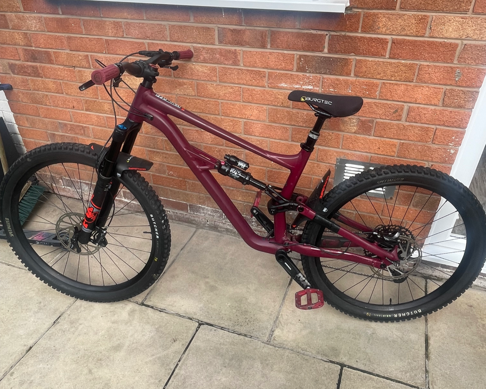 Specialized Status 140 2022