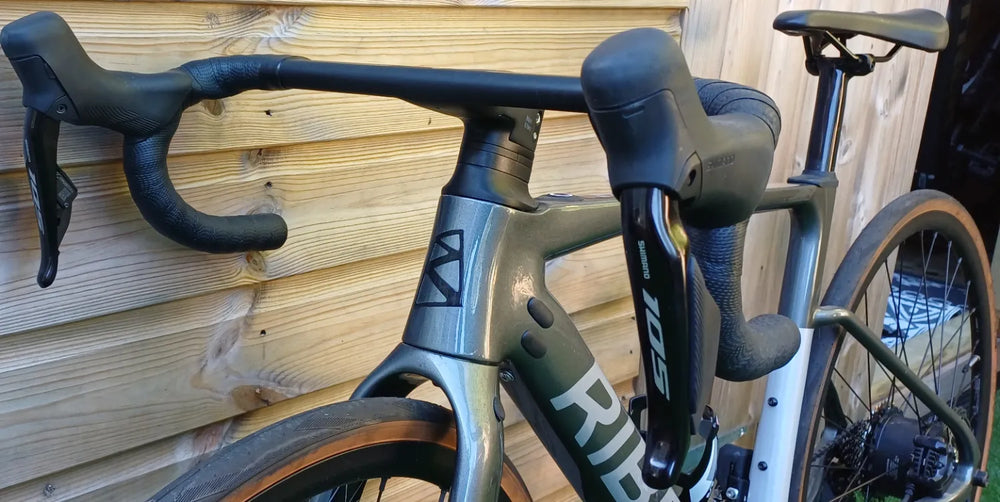 Ribble Endurance SL e - Enthusiast, Shimano 105 Di2 2022