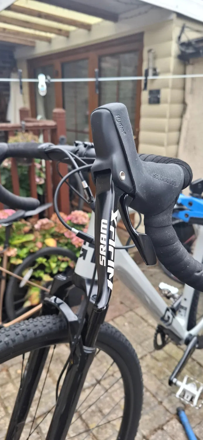 GT Grade Carbon X 2024