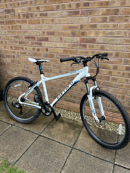 Carrera Valour Womens Mountain Bike 2020