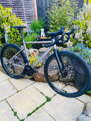 Ribble Endurance Ti Disc - Enthusiast, Shimano 105 Di2 2023