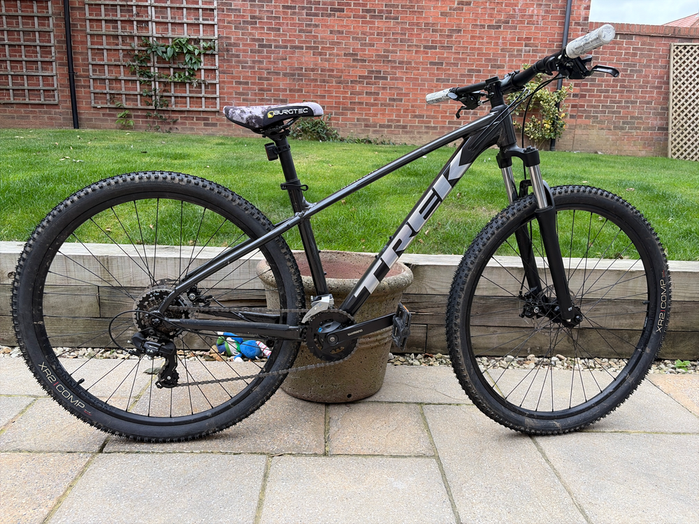 Trek Marlin 4 2025