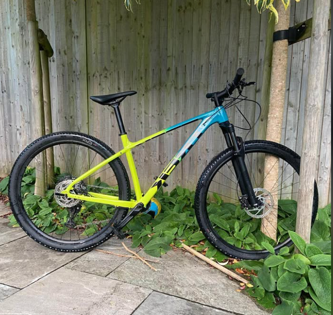 Trek X-Caliber 9 2021