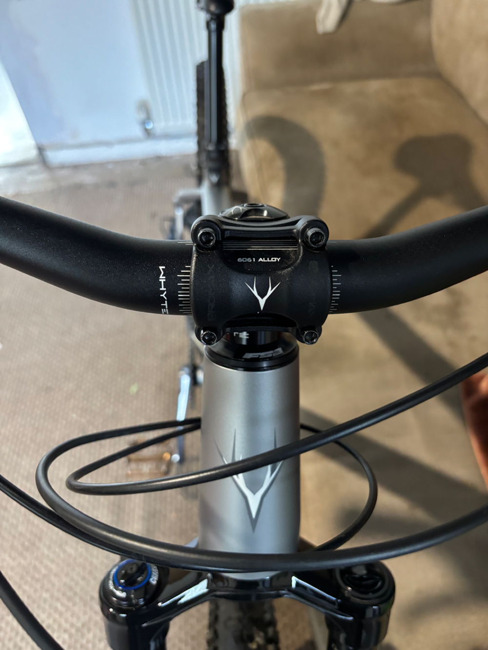 Whyte 909 v4 2022