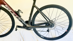 Scott Addict E- Carbon Rioad bike 2023