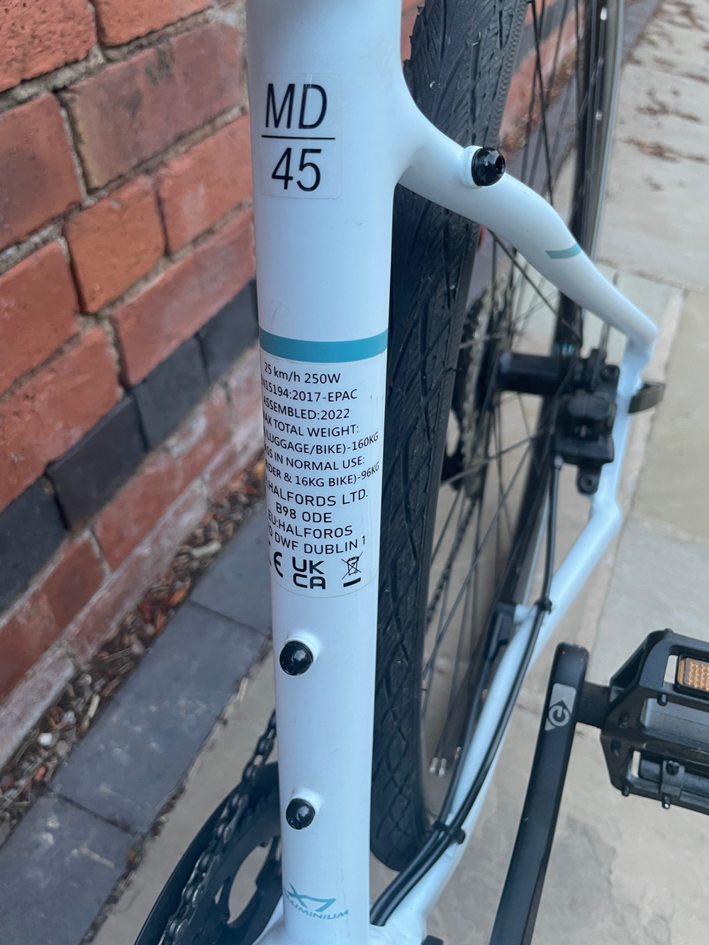 Boardman HYB 8 9e 2022