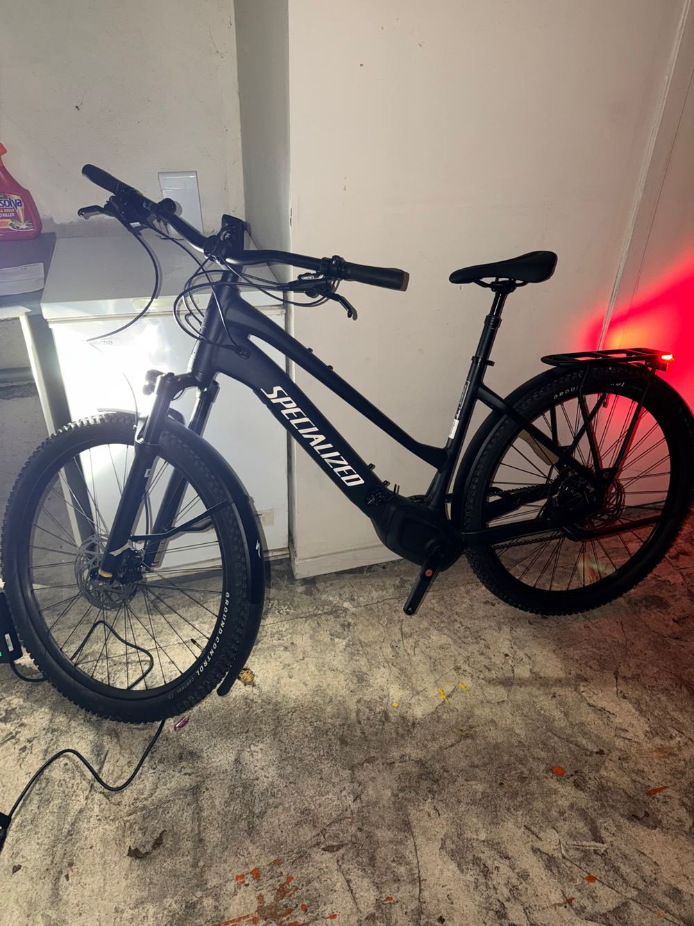 Specialized Specialized 2025 Tero 4.0 Step Through EQ XL Satin Black/Black Reflective