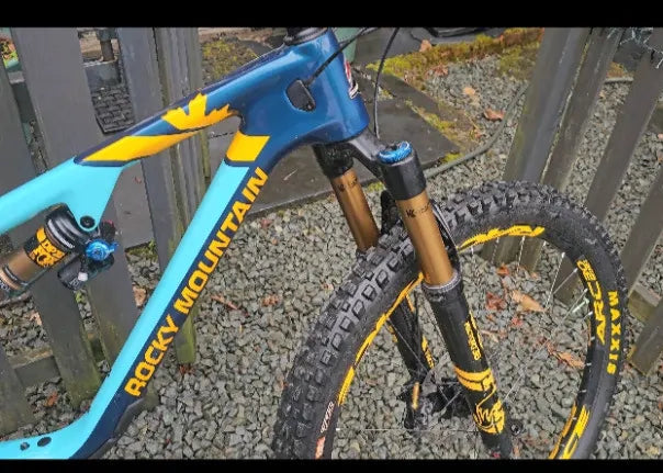 Rocky Mountain Altitude Carbon 90 2020