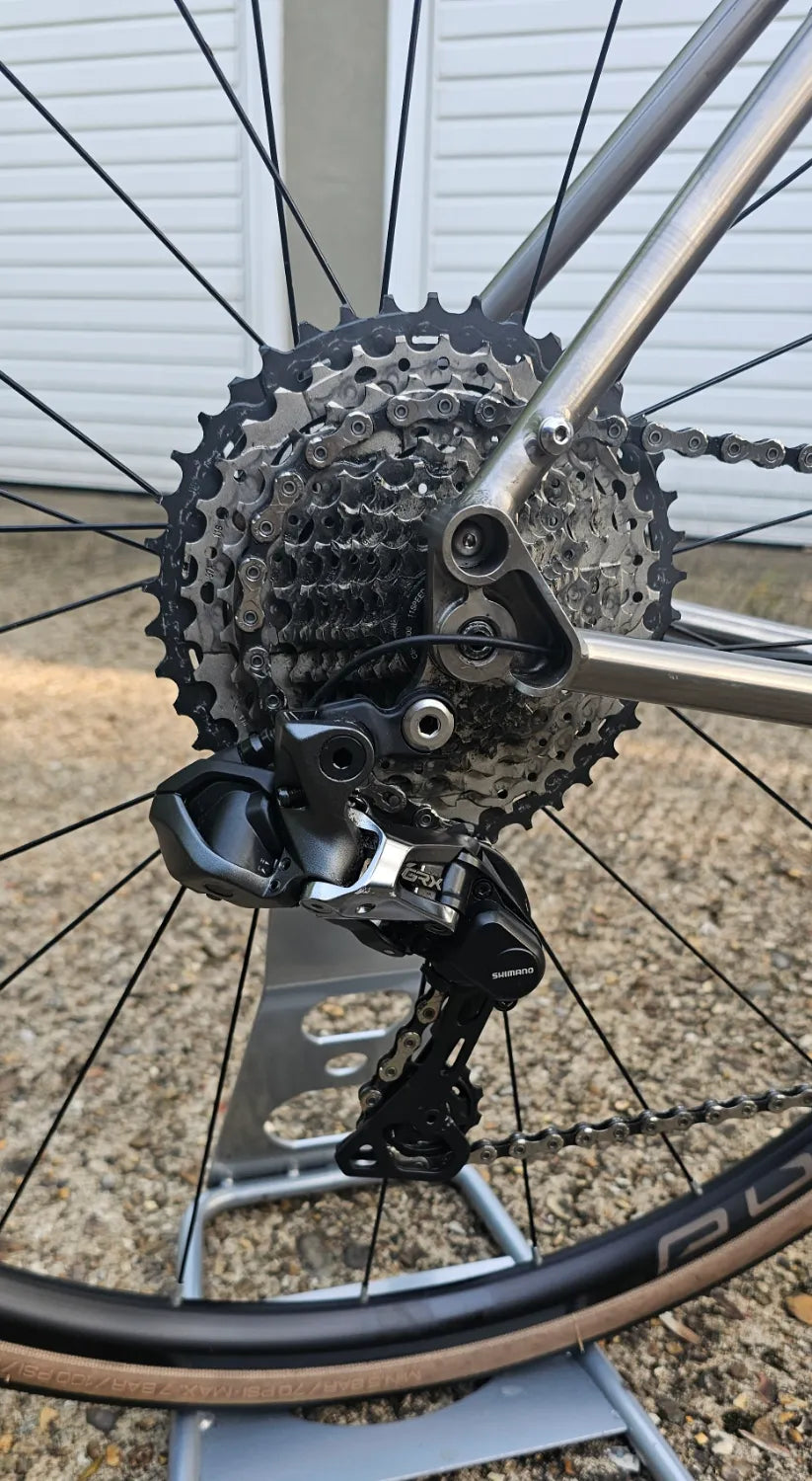 Dolan Dolan GXT Titanium Gravel Disc Bike - Shimano GRX RX815 DI2 2025