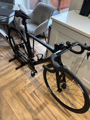 Ribble Endurance SL R Disc - Sport, Shimano 105 Di2 2025