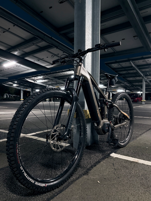 Rockrider Stilus E-All Mountain 2022