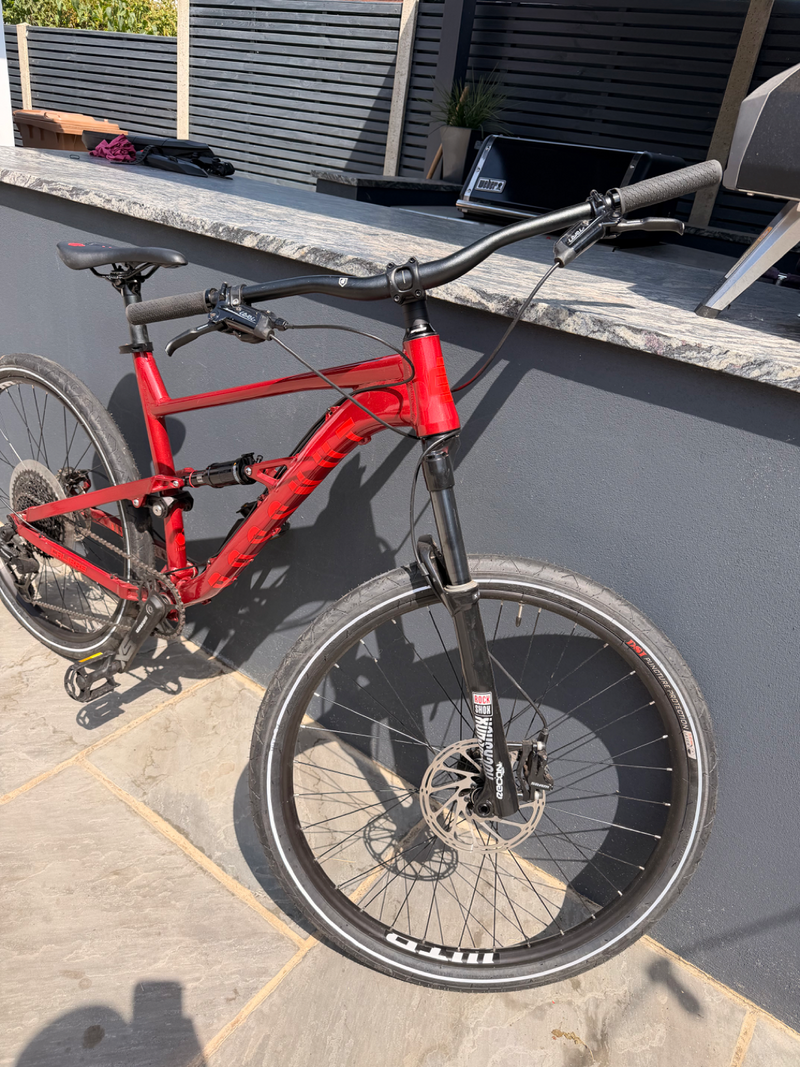 Calibre Calibre Bosnut 2018