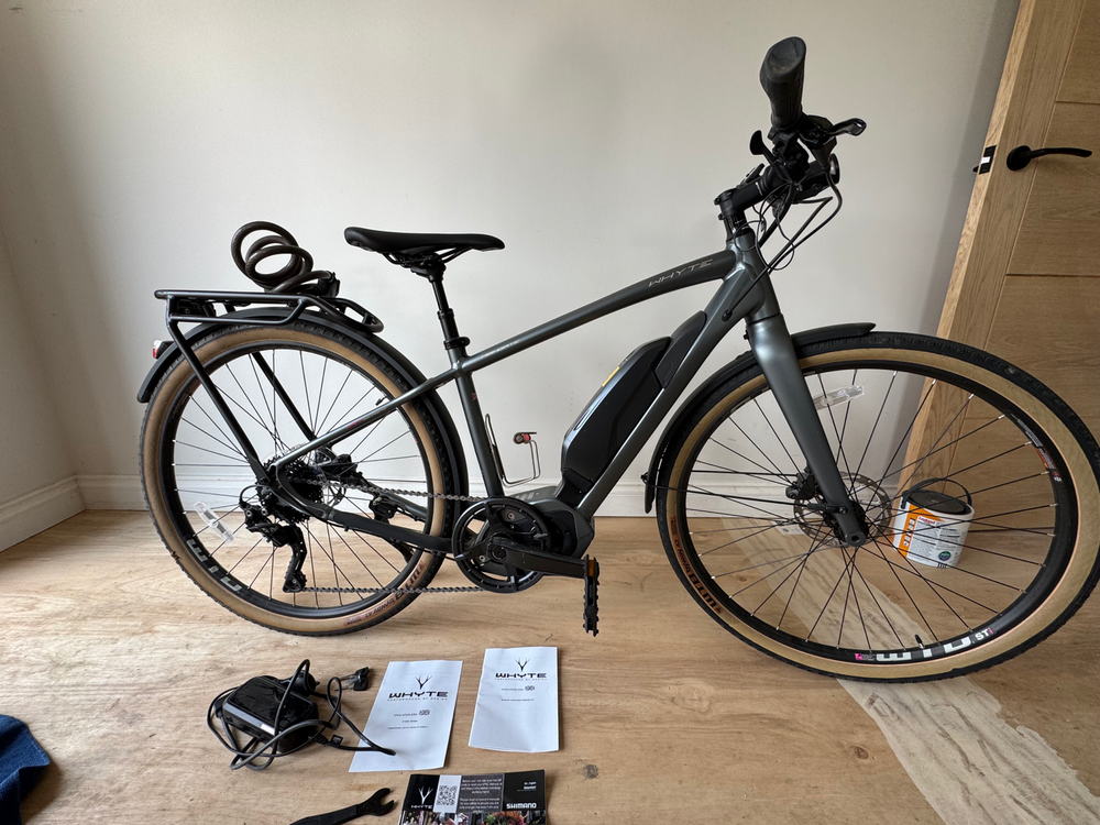 Whyte Highgate Compact Electric Commuter Bike 2022