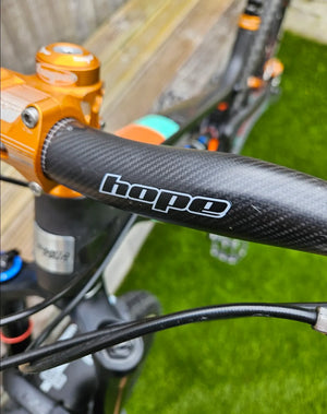 Santa Cruz Hightower XTR Reserve / Carbon CC / 29 2020