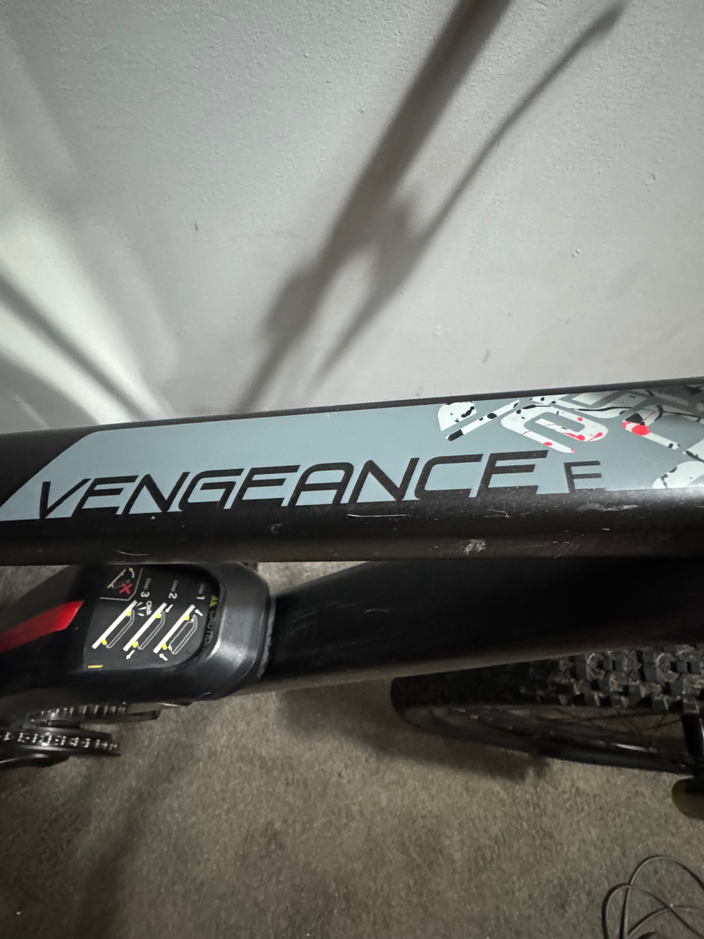 Carrera Vengeance-E Pro 2023