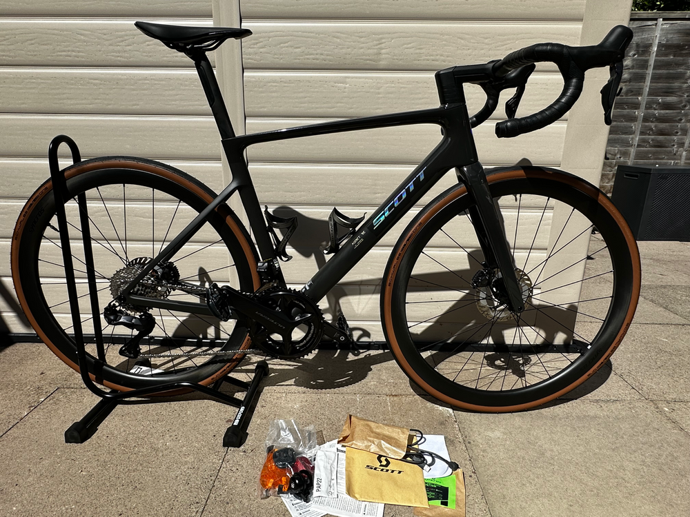 Scott Addict Rc 20 Ultegra Di2 Carbon Road 2025