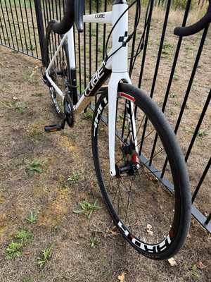 Cube Attain Pro Road 2025