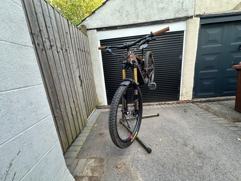 Santa Cruz Bullit X01 Air / Carbon CC / MX 2021