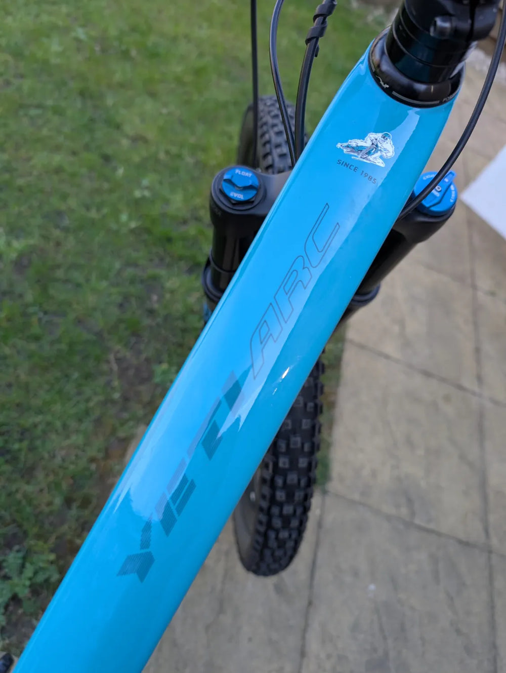 Yeti ARC T-Series 2023