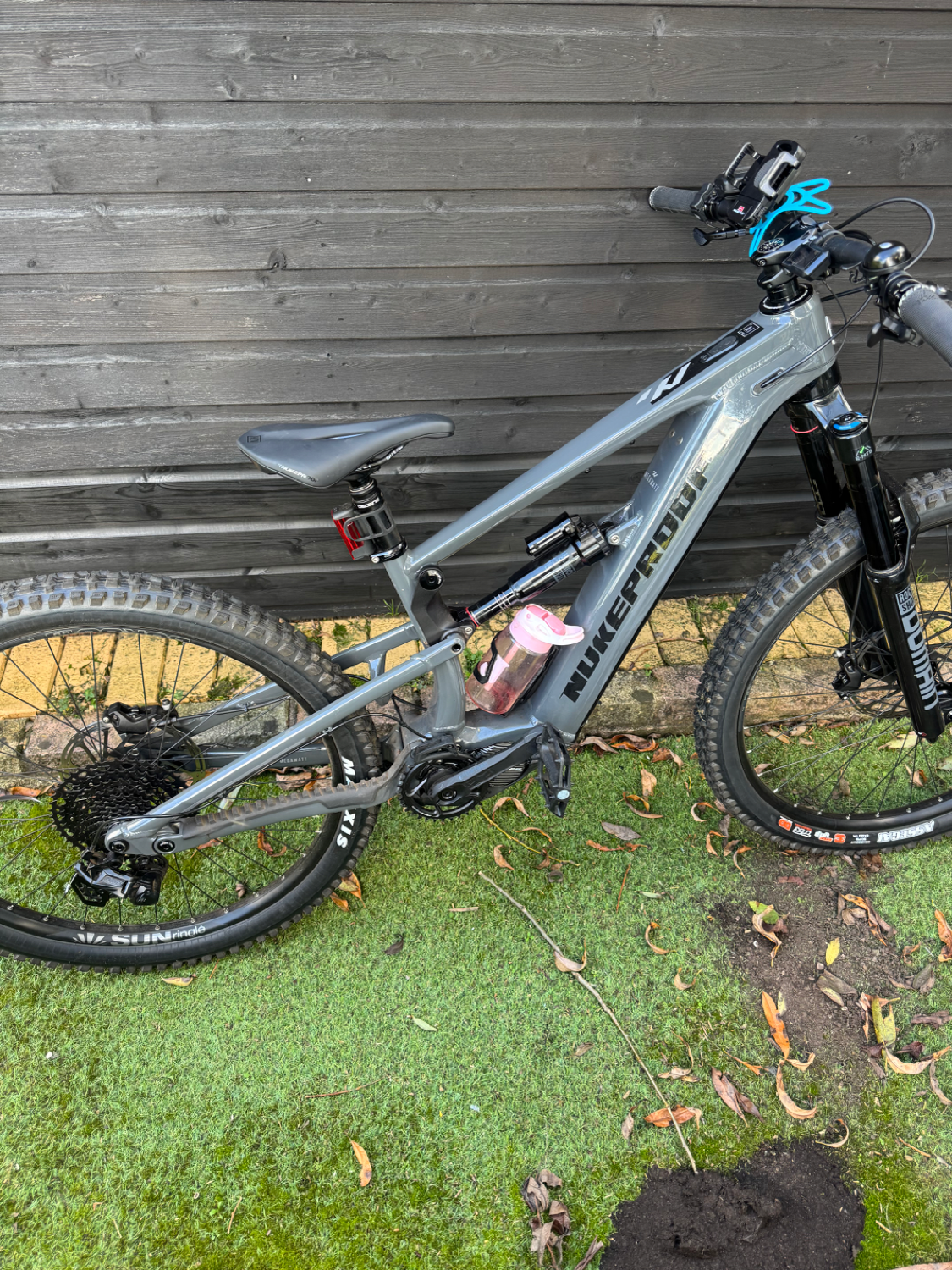 Nukeproof Megawatt 297 Comp 2023