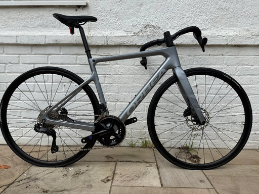 Orbea Orca M30i 105 Di2 Carbon Road 2024