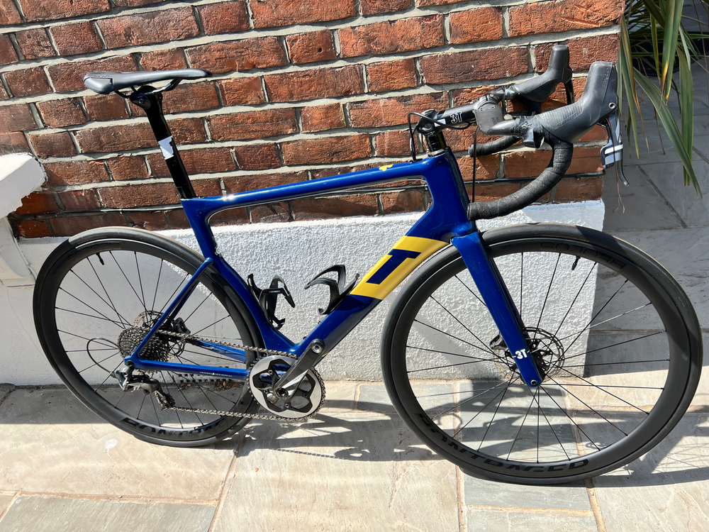 3T Strada Team Force1 WITH Carbon AERO Wheels 2020