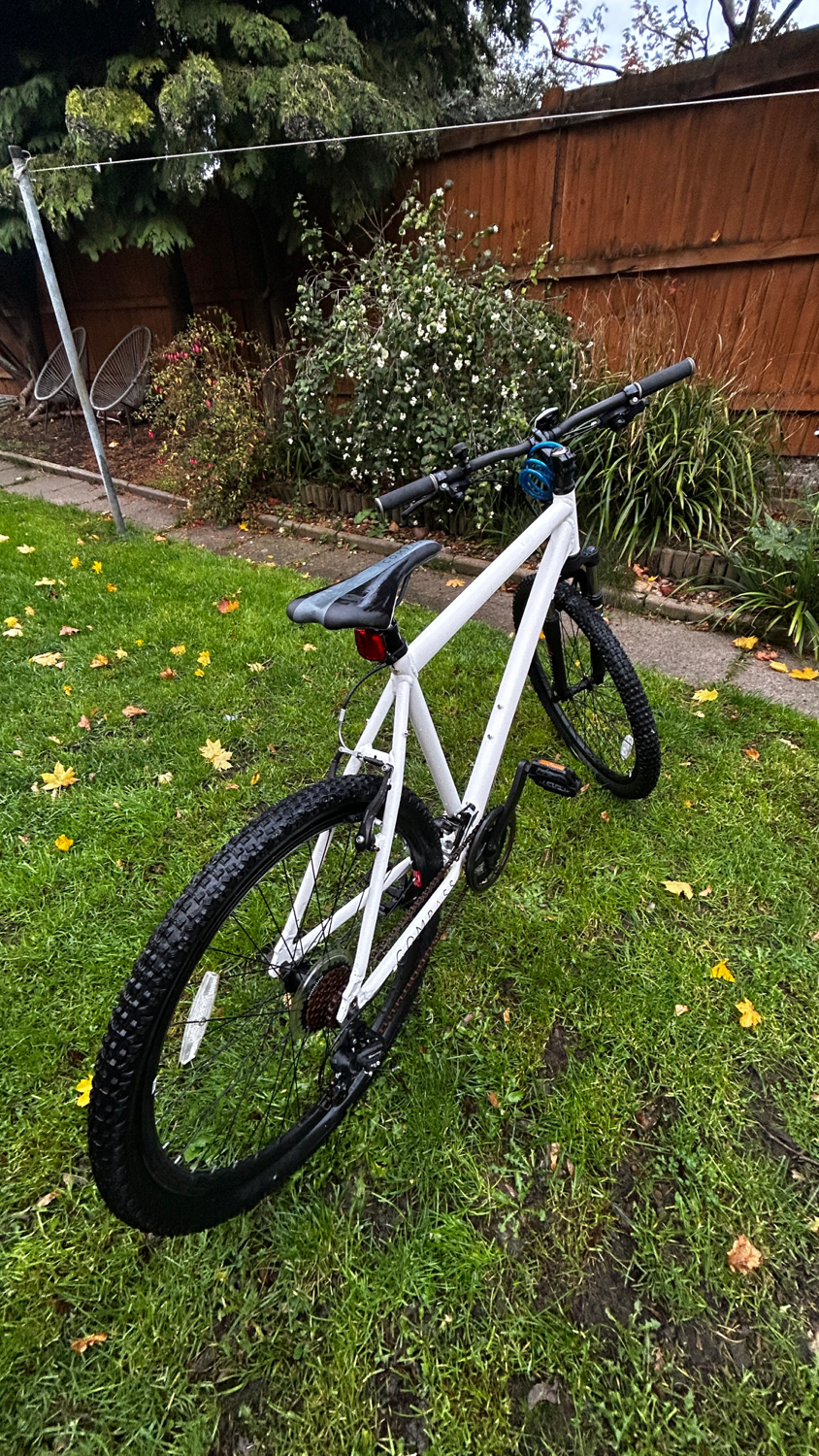 Compass Compass Latitude Hardtail Mountain Bike 26” White 2020