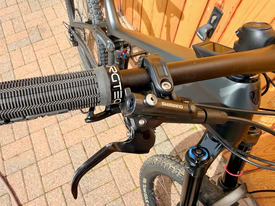 Trek RAIL 9.7 CARBON FULL SUSPENSION MOUNTAIN EBIKE **X-LARGE FRAME** 2023