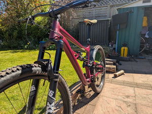Specialized Status 140 2022