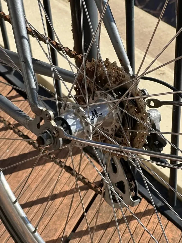 6KU Odyssey 8-Speed City Bike