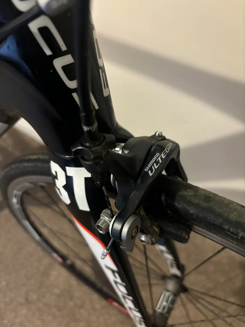 Focus Izalco Pro 2.0 Carbon Road Bike – Shimano Ultegra 2013