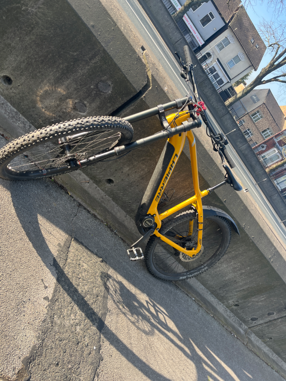 Lapierre Overvolt Am 7.6 2020