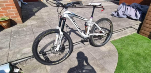 Trek Fuel EX 7 2012