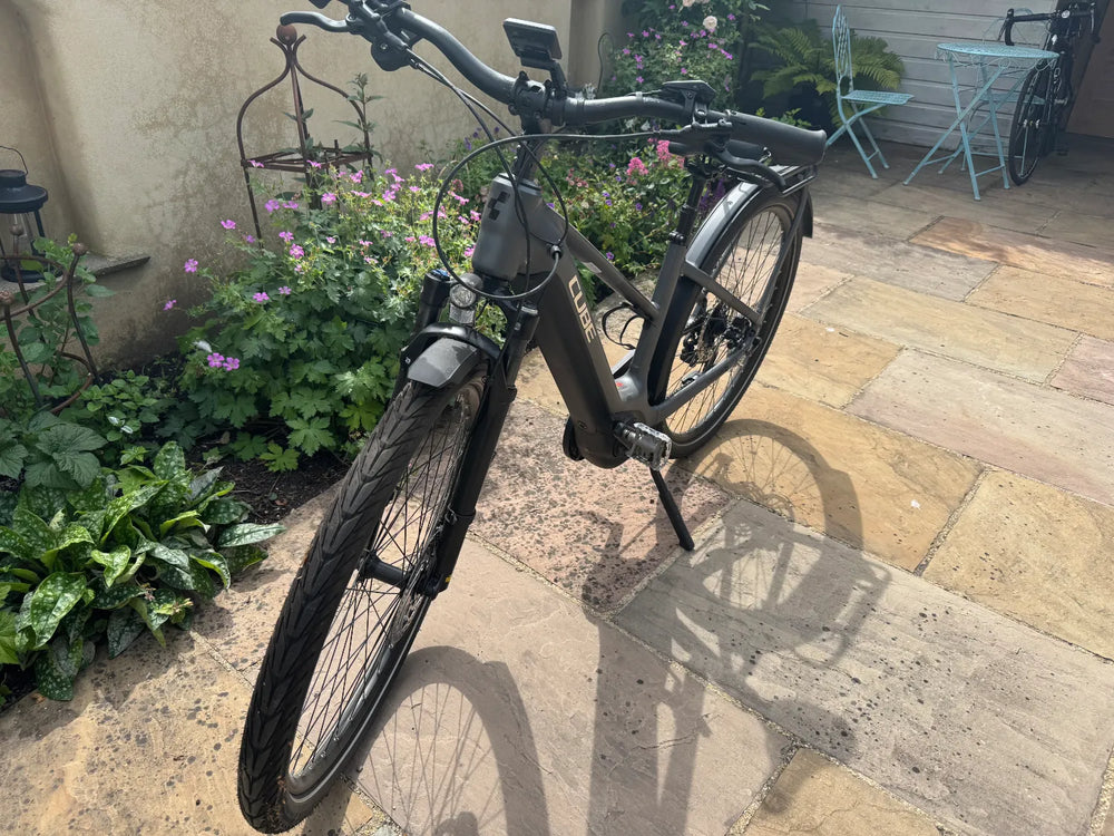 Cube Touring Hybrid Exc 625 Uni 2024