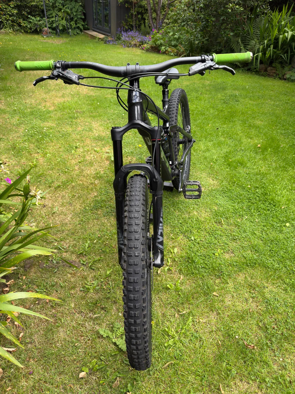 Trek Remedy 8 2022
