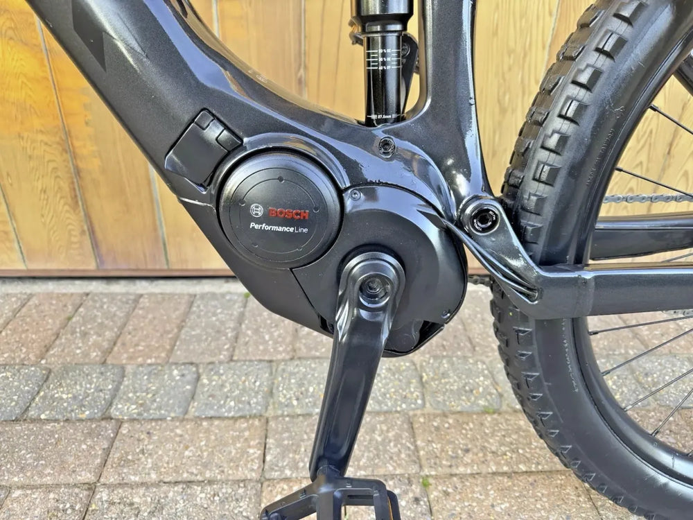 TREK POWERFLY 9.7 FULL CARBON ELECTRIC MOUNTAIN E-BIKE **LARGE FRAME** 2020