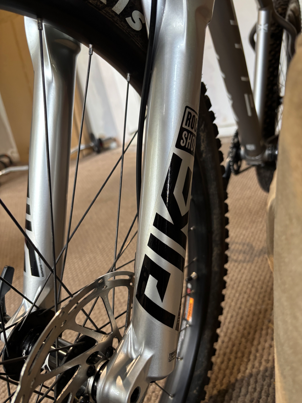Whyte 909 v4 2022
