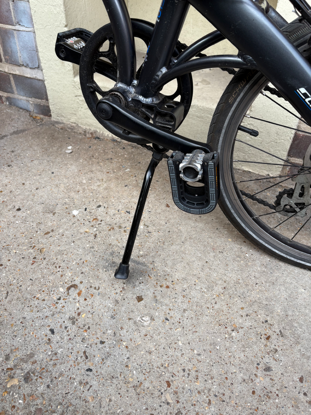 Carrera Intercity Folding Bike 2023