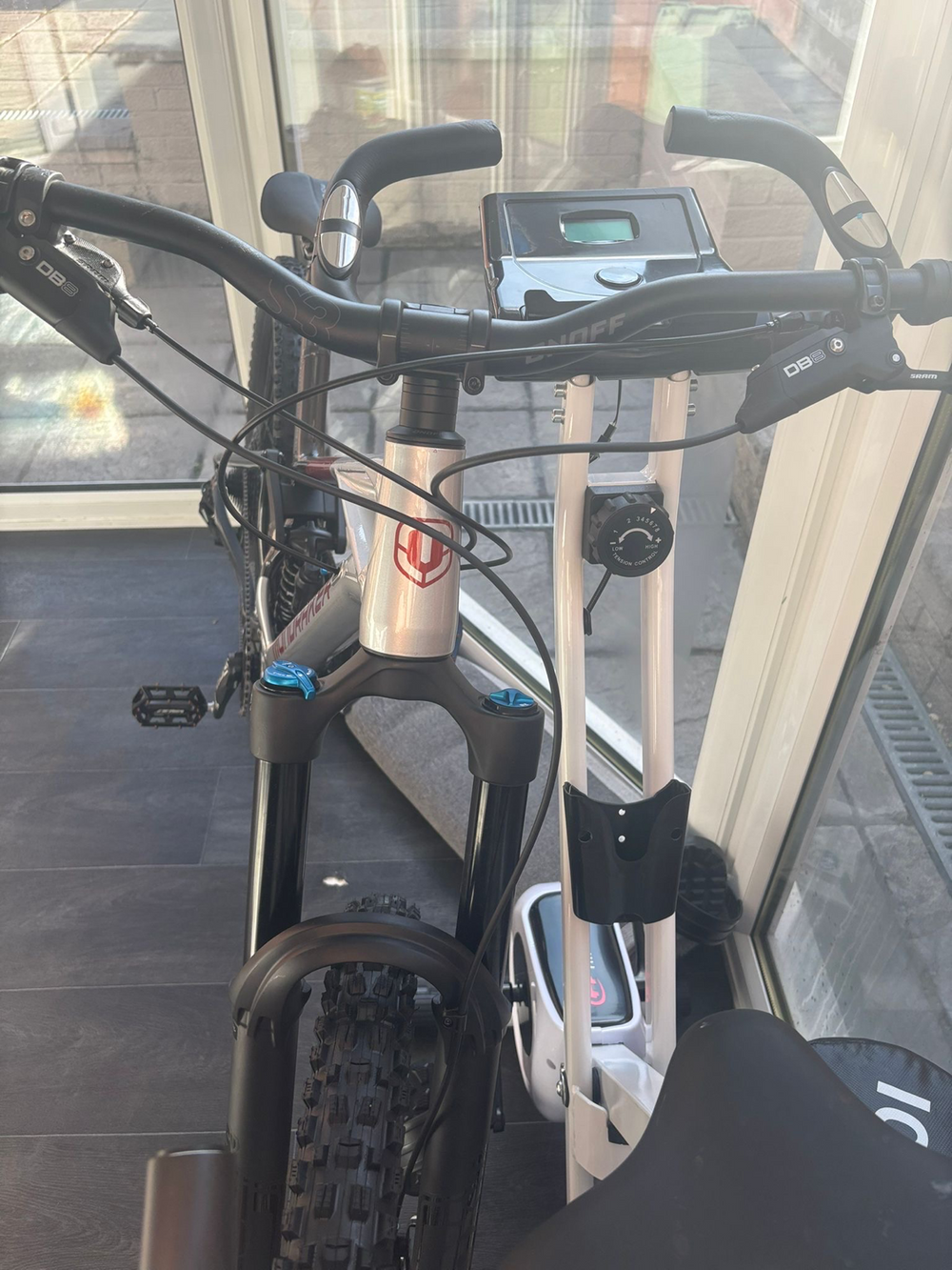 Mondraker SUPERFOXY 2025