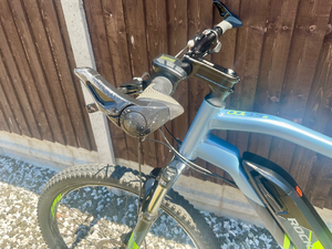 Rockrider EST 100 2021